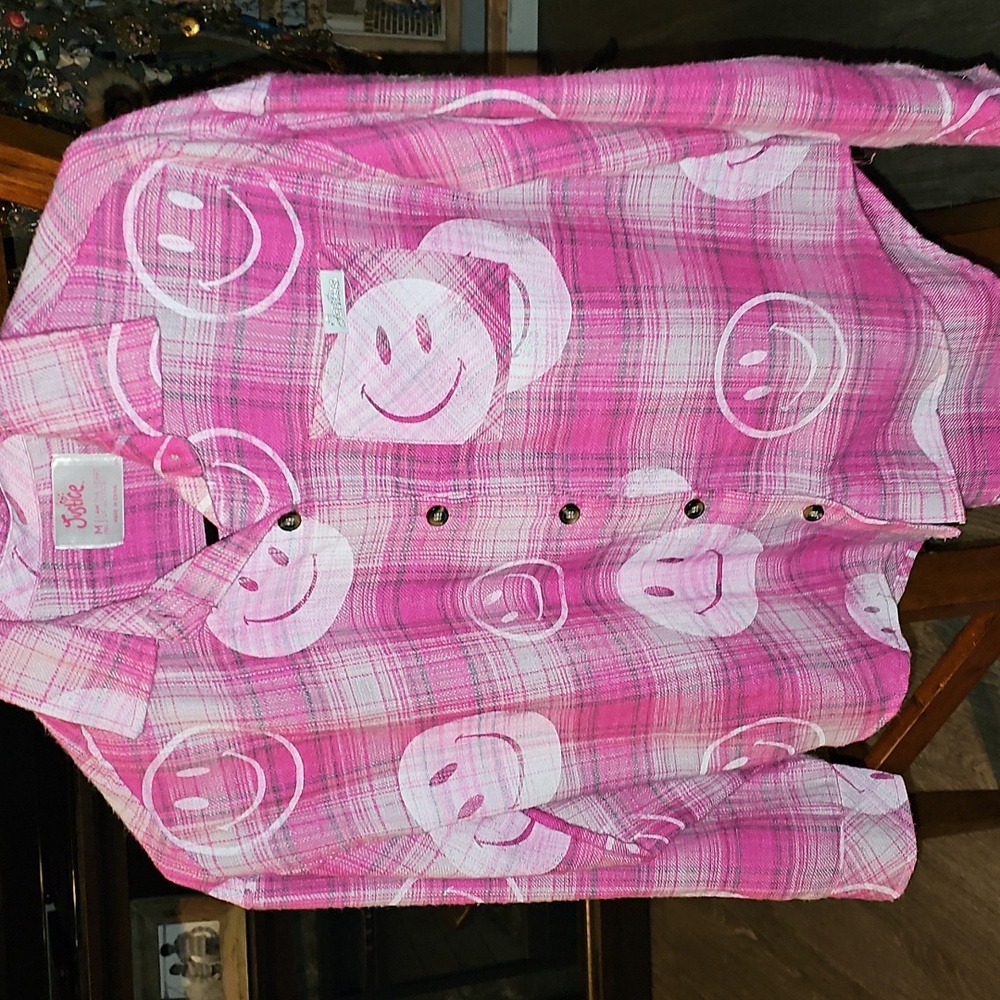 Justice Girls like new flannel top. Medium sz 10.  Pinks and smileys, Very Cute